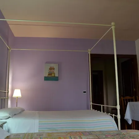 Adria Pensión 3*